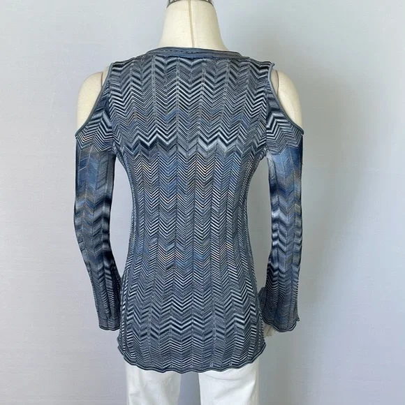 WHBM Blue Zigzag Open Shoulder Sweater X Small - Picture 9 of 10